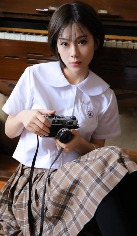 场均22+2断1.3帽创纪录：阿夫迪亚被球迷围堵拓媒：跻身联盟前25